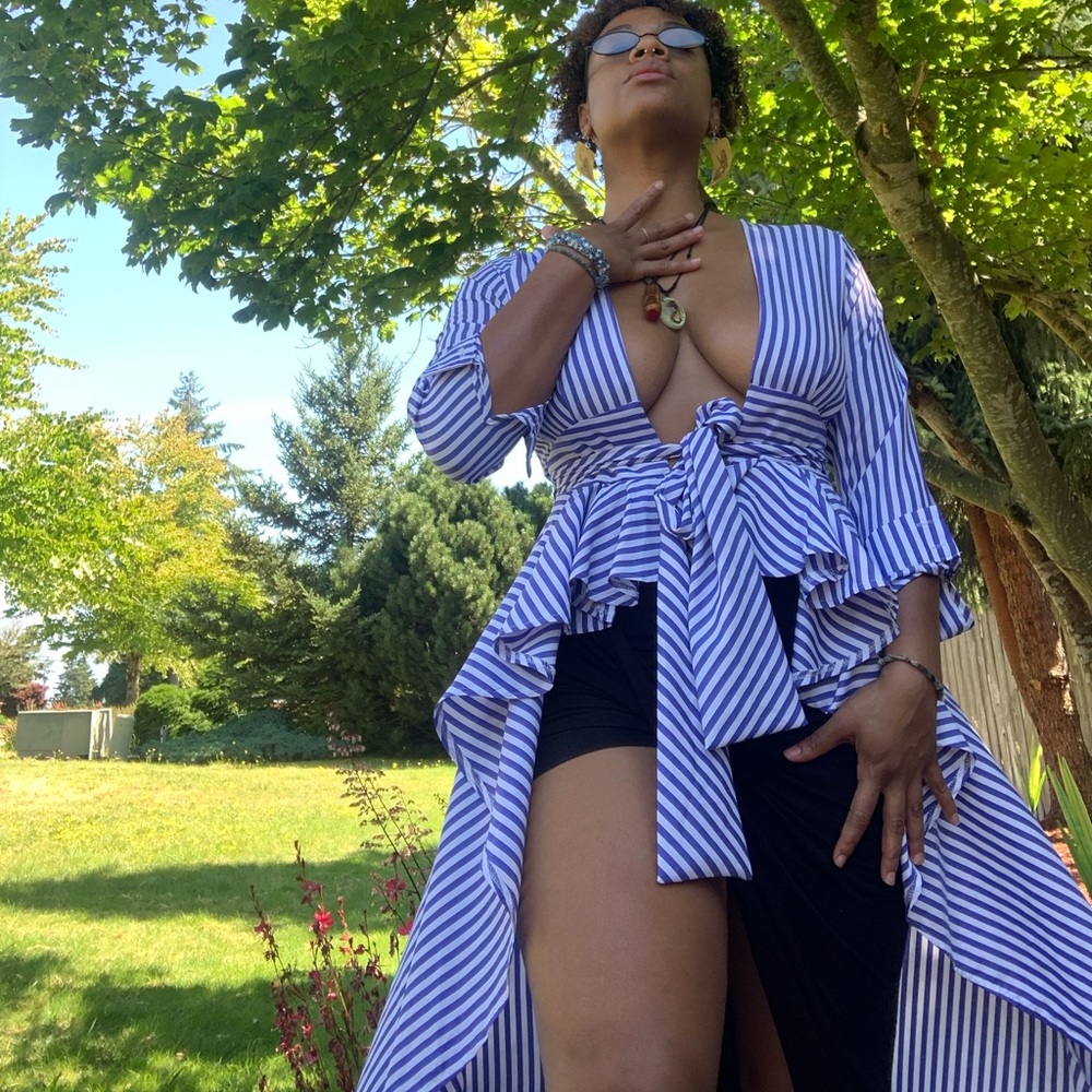 👑👑 Regal style blouse 👑👑